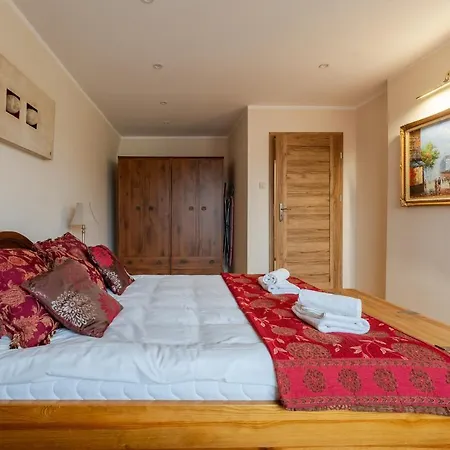 Apartament Zloty Jelonek - 4 Osobowy Na Placu Ratuszowym - Space Apart Jelenia Gora Exterior photo