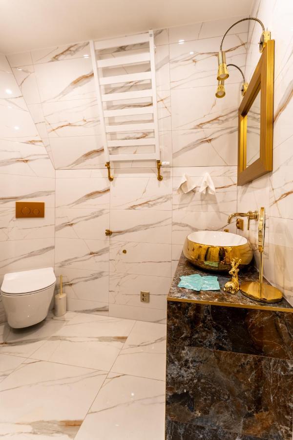 Apartment Zloty Jelonek - 4 Osobowy Na Placu Ratuszowym - Space *